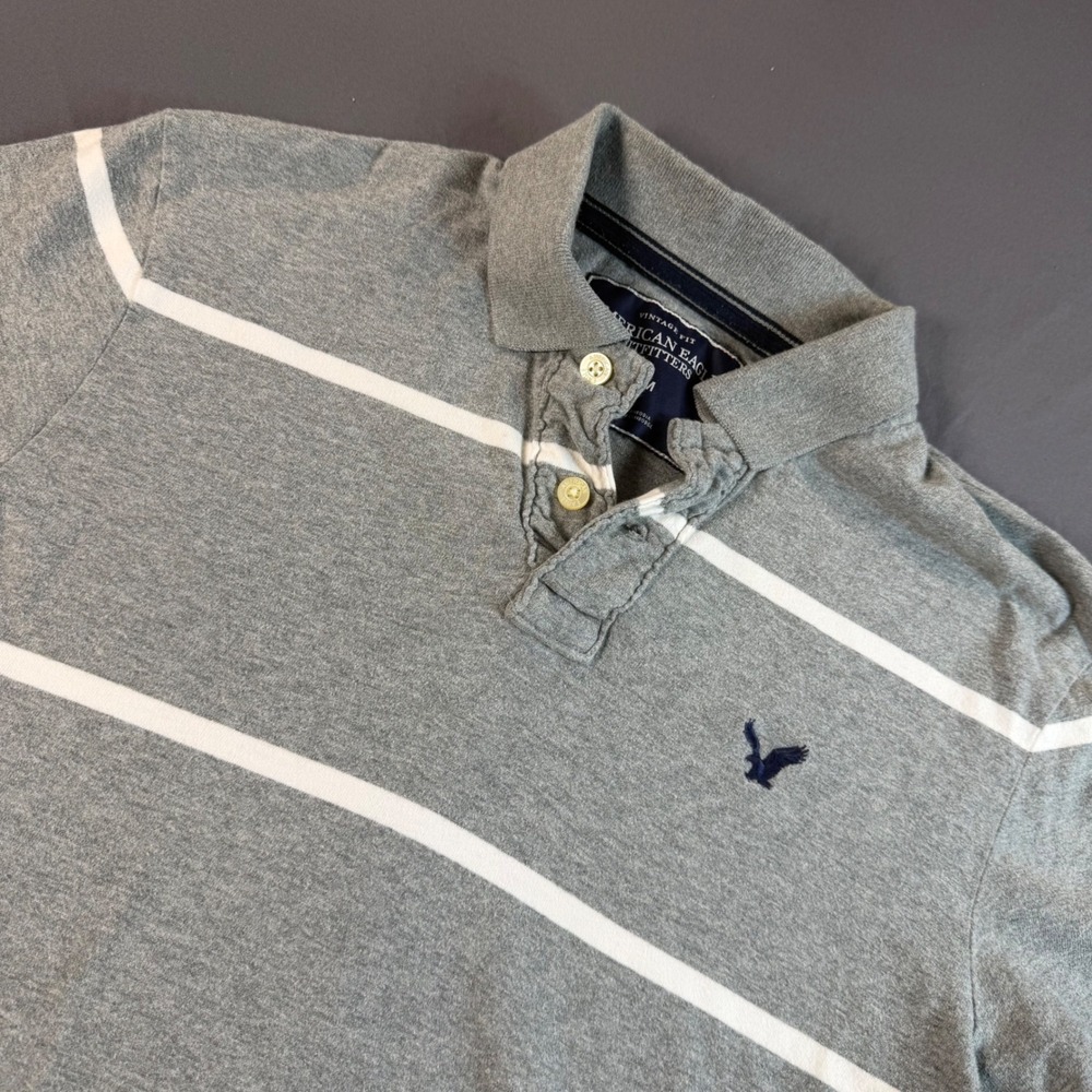 American Eagle Outfitters Mens Grey White Striped Polo Shirt Vintage Fit Medium